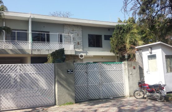F-7/4 Independent 3 bed house for rent